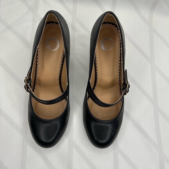 Journee Collection Shoes - Journee Collection Windy Mary Jane Pump – Size 8.5, Black